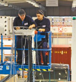 中國安檢設(shè)備生產(chǎn)商進軍波蘭市場，辦公家具助力產(chǎn)品遠銷歐洲30余國